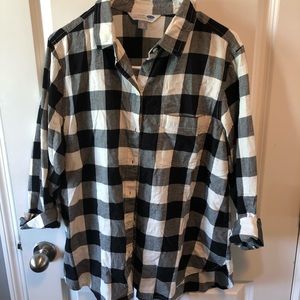 Women’s flannel shirt. Old Navy